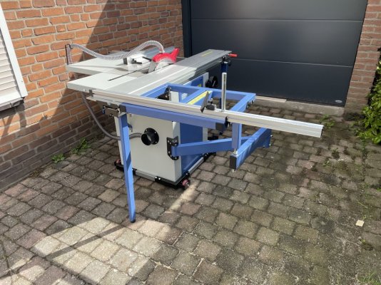huilen Oprecht Nietje Te koop] HBM 1600 paneelzaag/zaagtafel met roltafel | Woodworking.nl