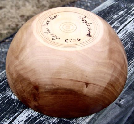 Plain Applewood bowl.jpg