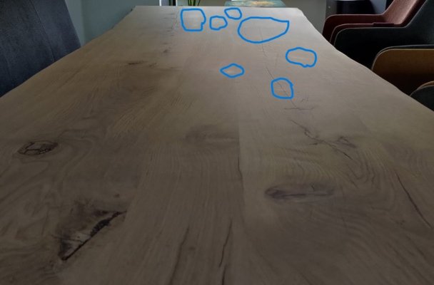 foto tafel 2 met vlekken gemarkeerd.jpeg