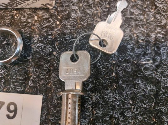 achteroplegslot hettich1.jpg