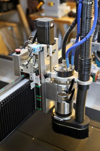 cnc machine Z as.jpg