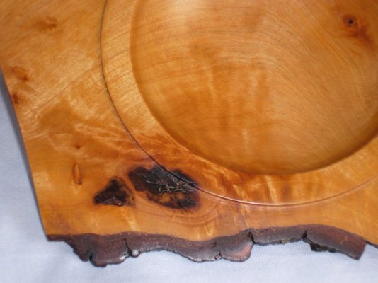 Almond bowl 12G07 c.JPG