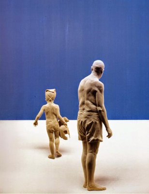 life-like-realistic-wooden-sculptures-peter-demetz-5.jpg